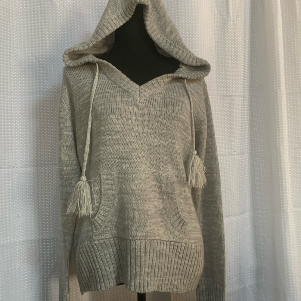 OP Ocean Pacific juniors grey sweater vintage 15-17 Pom Pom strings hooded